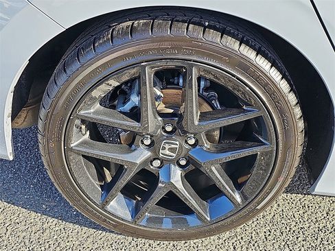 Used 2023 Honda Civic Sport image 8