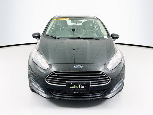 Used 2019 Ford Fiesta S image 2