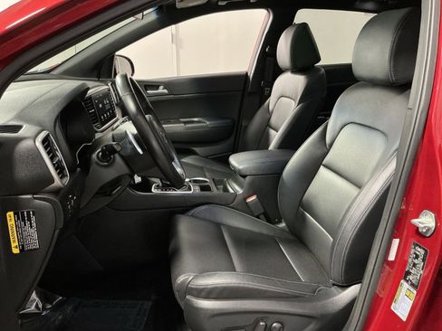 Used 2022 Kia Sportage Nightfall Edition image 21