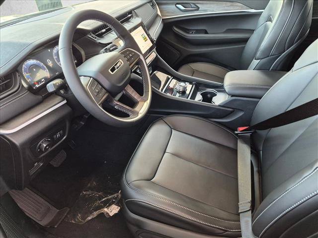New 2026 Jeep Grand Cherokee Limited AWD/4WD image 4