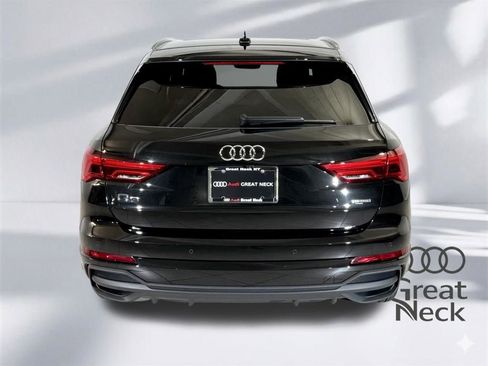 Used 2025 Audi Q3 2.0T Premium w/ Convenience Package image 23