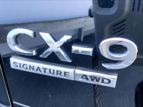 Used 2023 MAZDA CX-9 Signature image 9