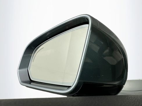 Used 2019 Volvo S60 T6 Inscription image 16