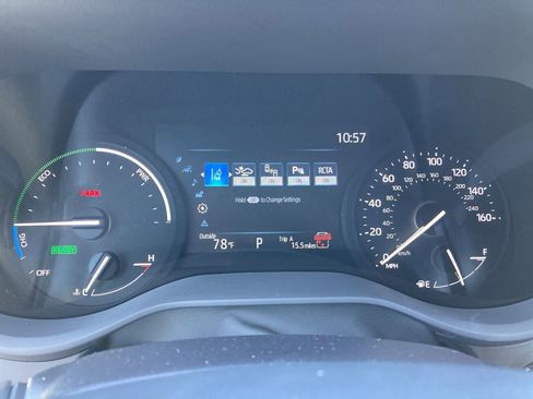 Certified 2025 Toyota Sienna XLE image 10