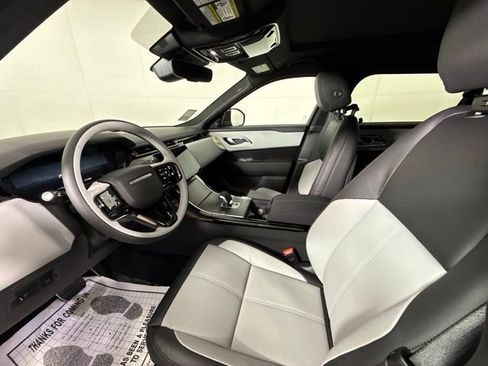 New 2026 Land Rover Range Rover Velar Dynamic SE image 5