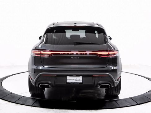 Certified 2025 Porsche Macan image 6