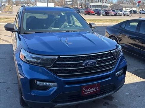 Used 2020 Ford Explorer XLT w/ Equipment Group 202A image 7