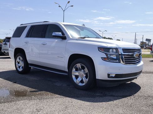 Used 2017 Chevrolet Tahoe Premier image 12