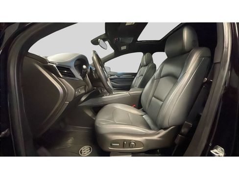 Used 2024 Buick Enclave Essence w/ Experience Buick Package AWD/4WD image 12