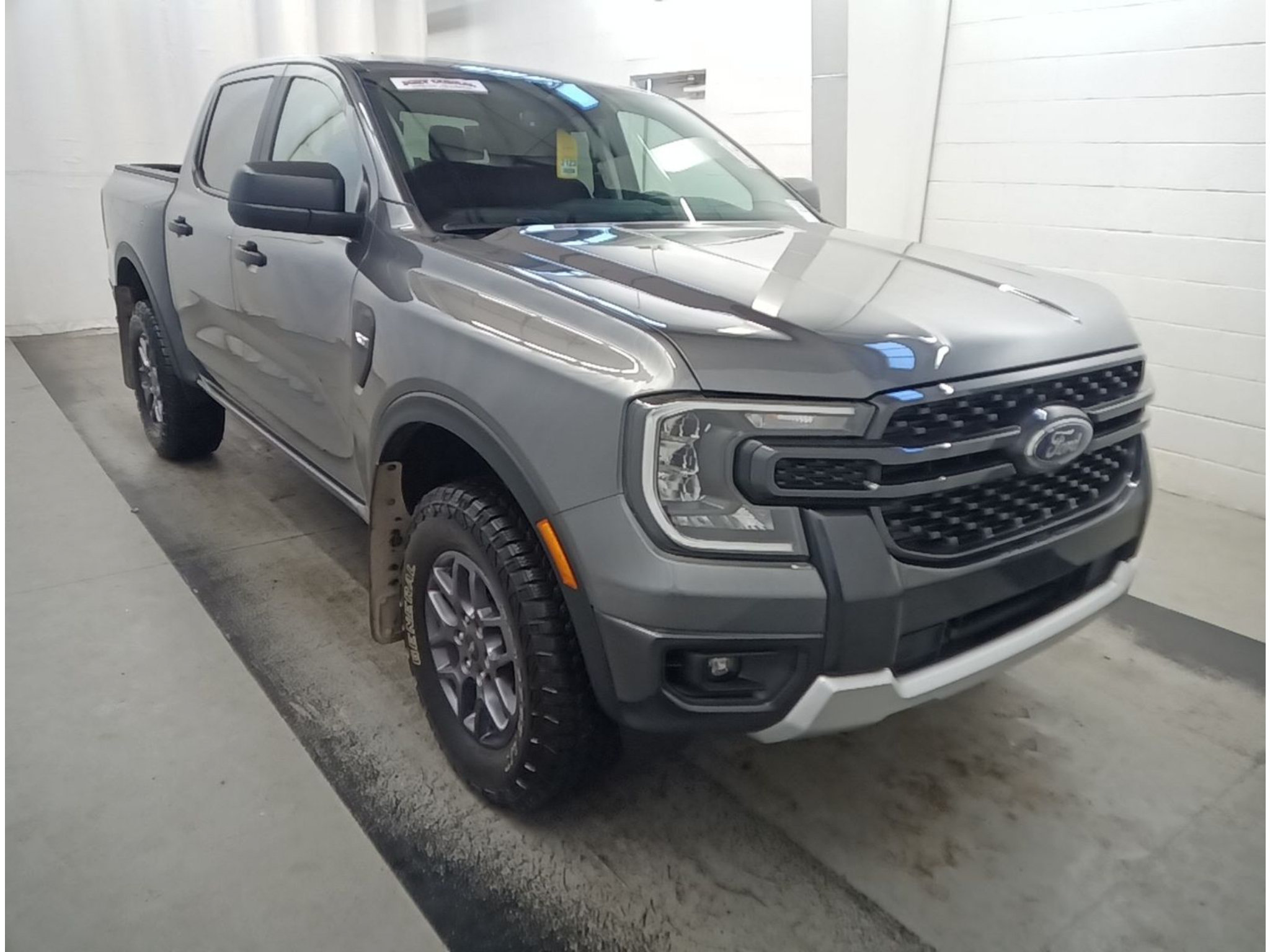 Used 2025 Ford Ranger XLT w/ Advanced Towing Package AWD/4WD image 4