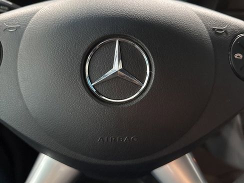 Used 2017 Mercedes-Benz Sprinter 2500 image 32