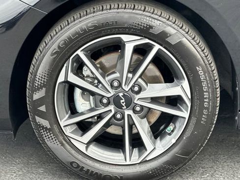 Used 2024 Kia Forte LXS image 23