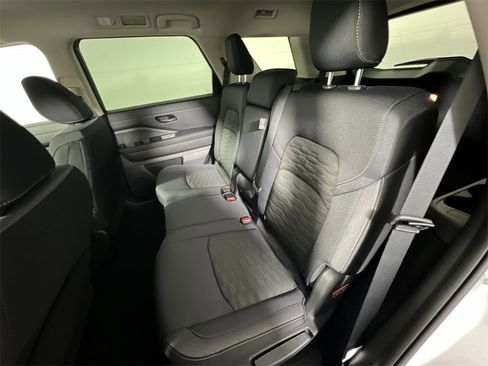 New 2025 Nissan Pathfinder SV image 24