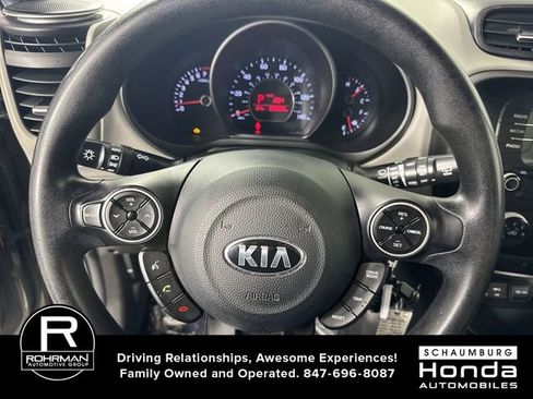 Used 2017 Kia Soul w/ Convenience Package FWD image 11