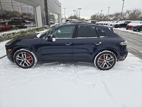 Used 2023 Porsche Macan S w/ Sport Chrono Package image 8