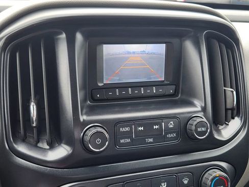 Used 2015 Chevrolet Colorado W/T w/ WT Convenience Package RWD image 18