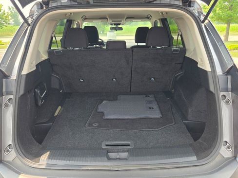 Used 2023 Nissan Rogue S FWD image 14