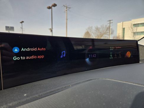 Used 2025 Lincoln Navigator L Reserve image 20