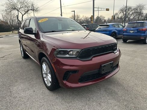 Used 2023 Dodge Durango GT image 4