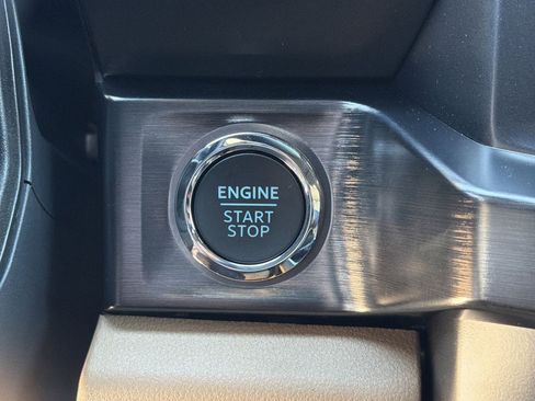New 2025 Ford F350 Lariat w/ Lariat Ultimate Package AWD/4WD image 8