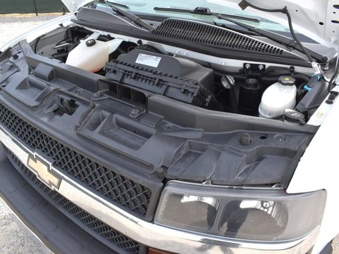 Used 2021 Chevrolet Express 2500 Extended w/ Driver Convenience Package RWD image 57