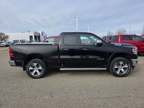 Used 2019 RAM 1500 Laramie image 10