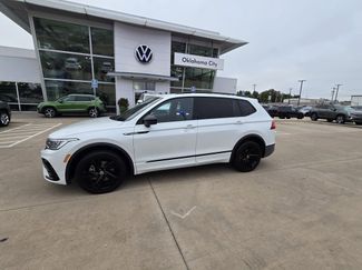 Used 2023 Volkswagen Tiguan SE R-Line video 1