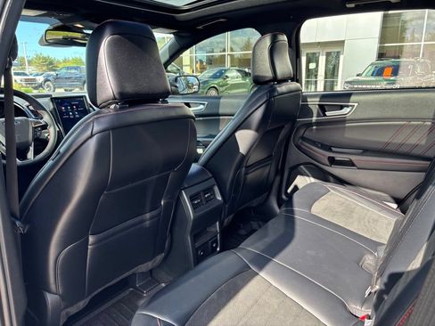 Used 2024 Ford Edge ST-Line AWD/4WD image 14