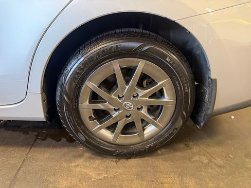 Certified 2017 Toyota Prius V Three FWD image 26