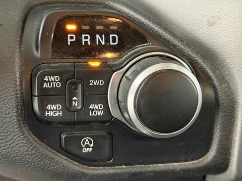 Used 2021 RAM 1500 Big Horn AWD/4WD image 30