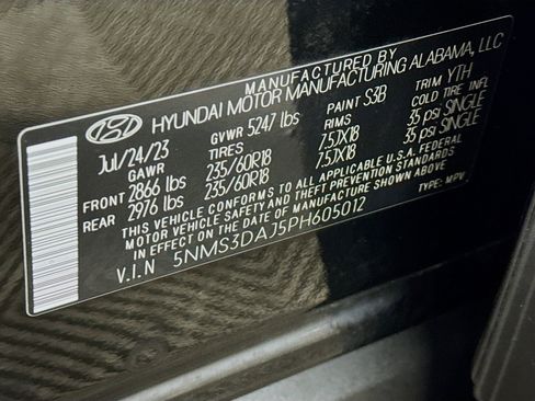 Used 2023 Hyundai Santa Fe SEL w/ Premium Package image 31