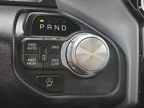 Used 2025 RAM 1500 Laramie AWD/4WD image 21