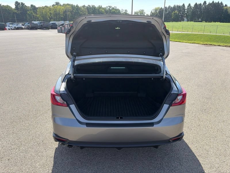 Used 2025 Toyota Camry SE w/ Convenience Package AWD/4WD image 9