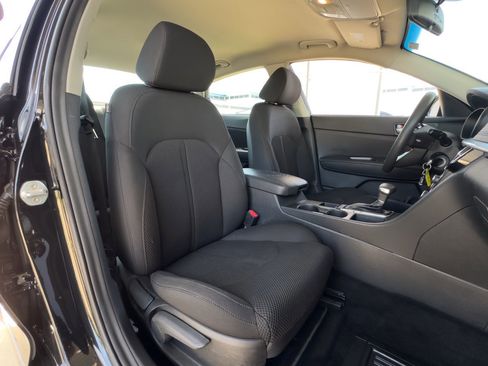 Used 2020 Kia Optima LX image 22
