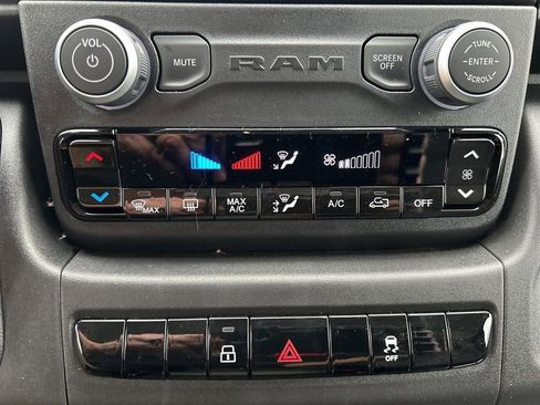 New 2026 RAM ProMaster 2500 w/ Convenience Group image 25