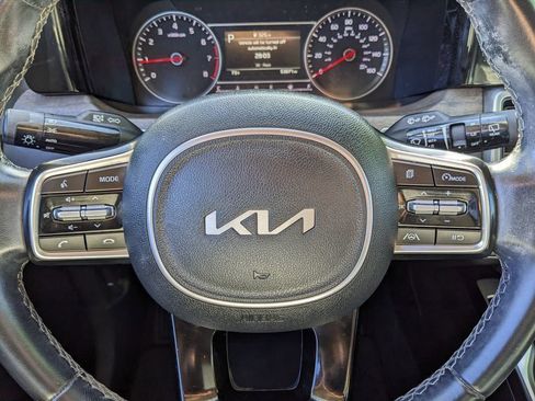 Used 2022 Kia Sorento S w/ Panoramic Sunroof Package AWD/4WD image 14