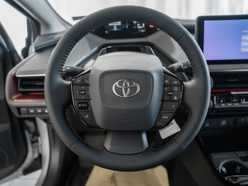 New 2026 Toyota Prius Plug-In Hybrid FWD image 27