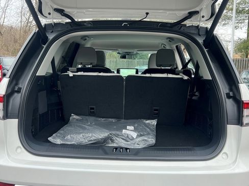 New 2026 Lincoln Aviator Premiere Sport Utility image 13