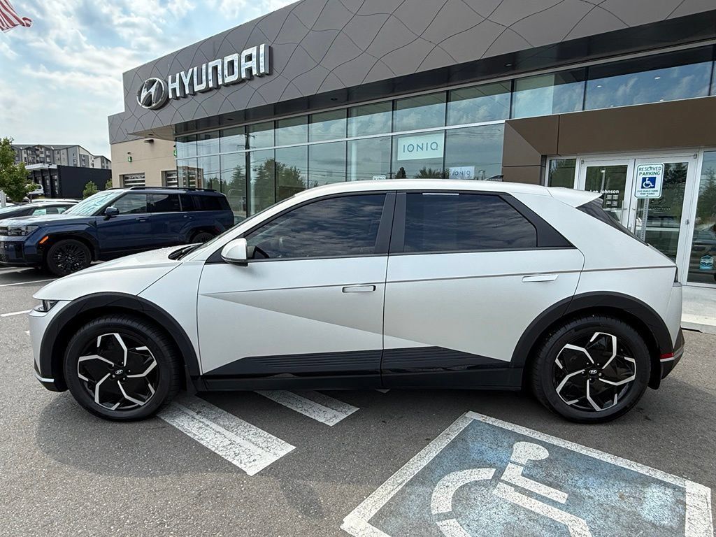 Certified 2024 Hyundai Ioniq 5 SEL AWD/4WD image 2