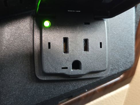 Used 2014 Ford F250 Lariat w/ Lariat Ultimate Package image 21