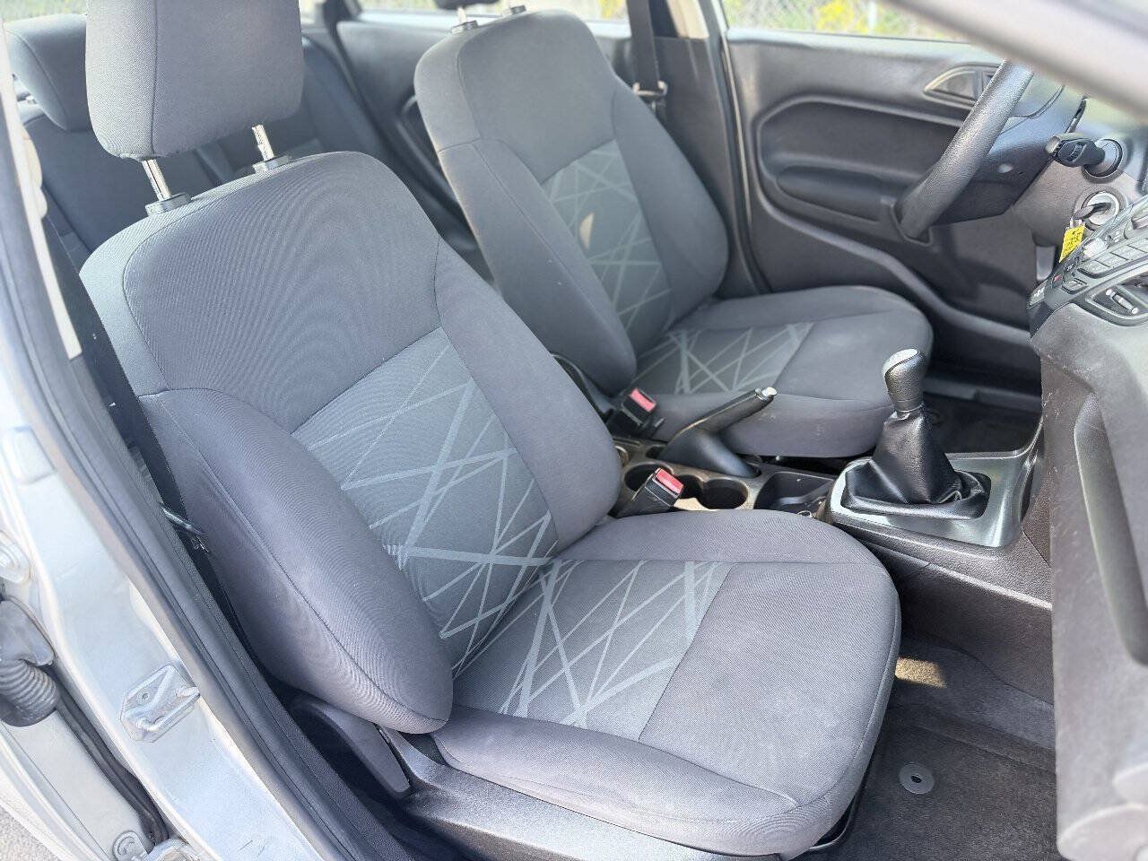 Used 2014 Ford Fiesta S FWD image 13