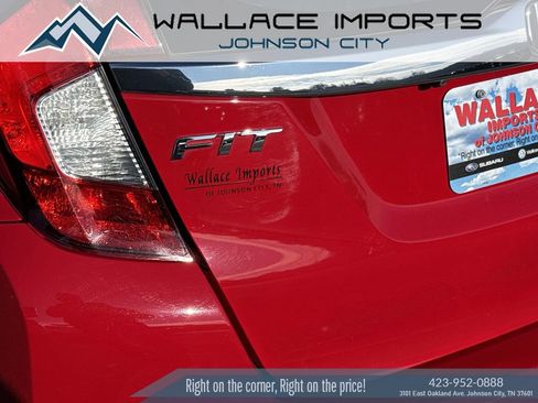 Used 2018 Honda Fit EX image 11