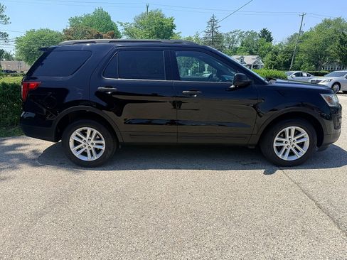 Used 2016 Ford Explorer 4WD image 3