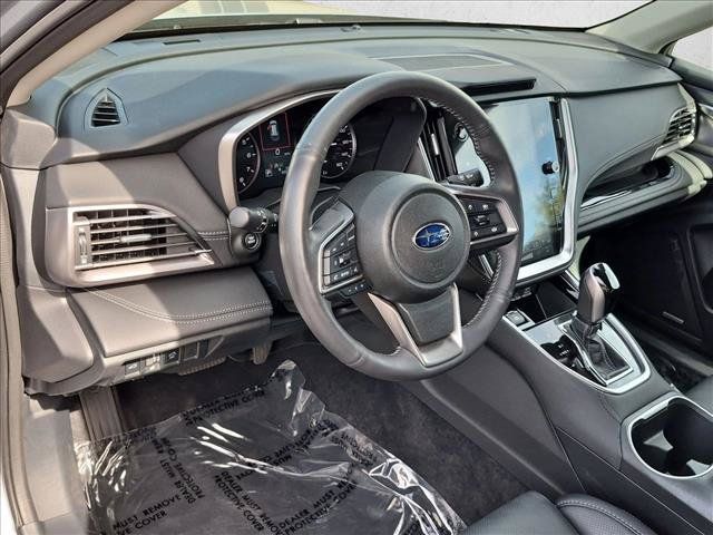 Used 2025 Subaru Outback Touring XT AWD/4WD image 10
