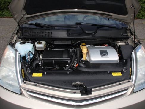 Used 2007 Toyota Prius Touring FWD image 19