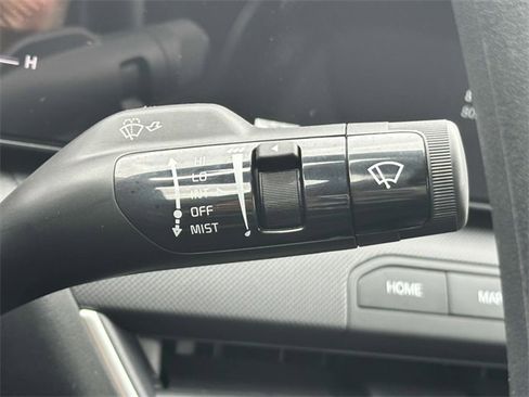 New 2025 Kia K4 LXS image 15