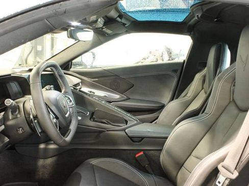 Used 2024 Chevrolet Corvette Stingray Coupe w/ 1LT RWD image 9