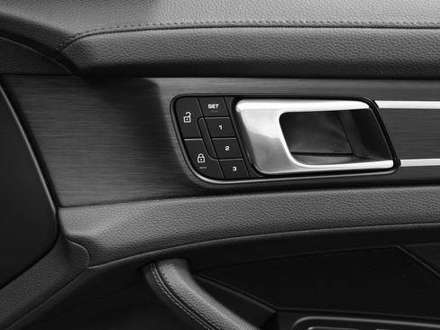 Certified 2023 Porsche Panamera 4 Platinum Edition AWD/4WD image 22