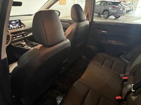 Certified 2026 Nissan Rogue SV w/ SV Premium Package FWD image 31