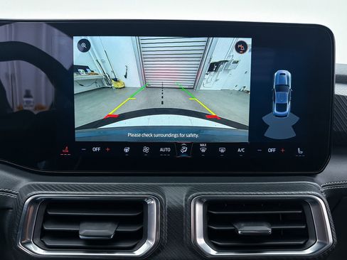 Used 2024 Ford Mustang GT Premium image 7